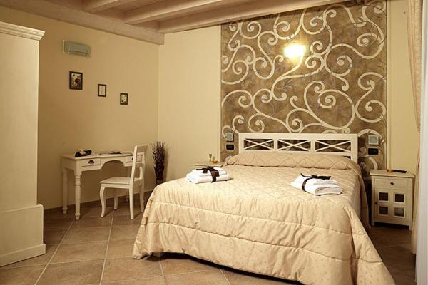 Agriturismo Il Barone Moniga del Garda Екстериор снимка